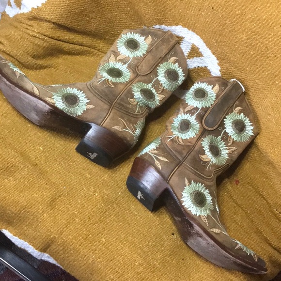 Old Gringo Sunflower Boots size 7 1/2 - Picture 11 of 11